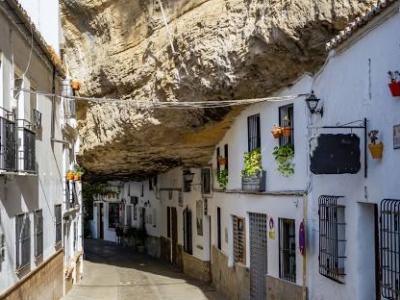 Setenil de las Bodegas